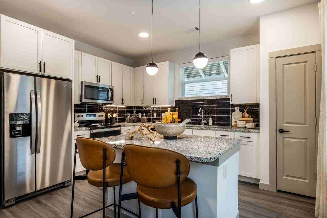 Skyline Prairie Homes - Photo 2 of 25