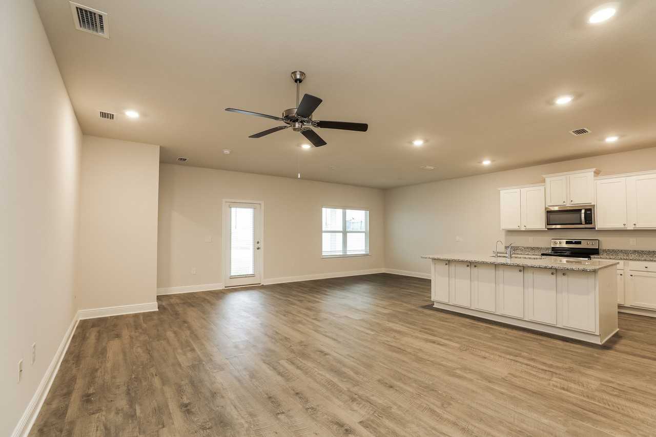 428 Eagle Lake Way - Photo 3 of 15