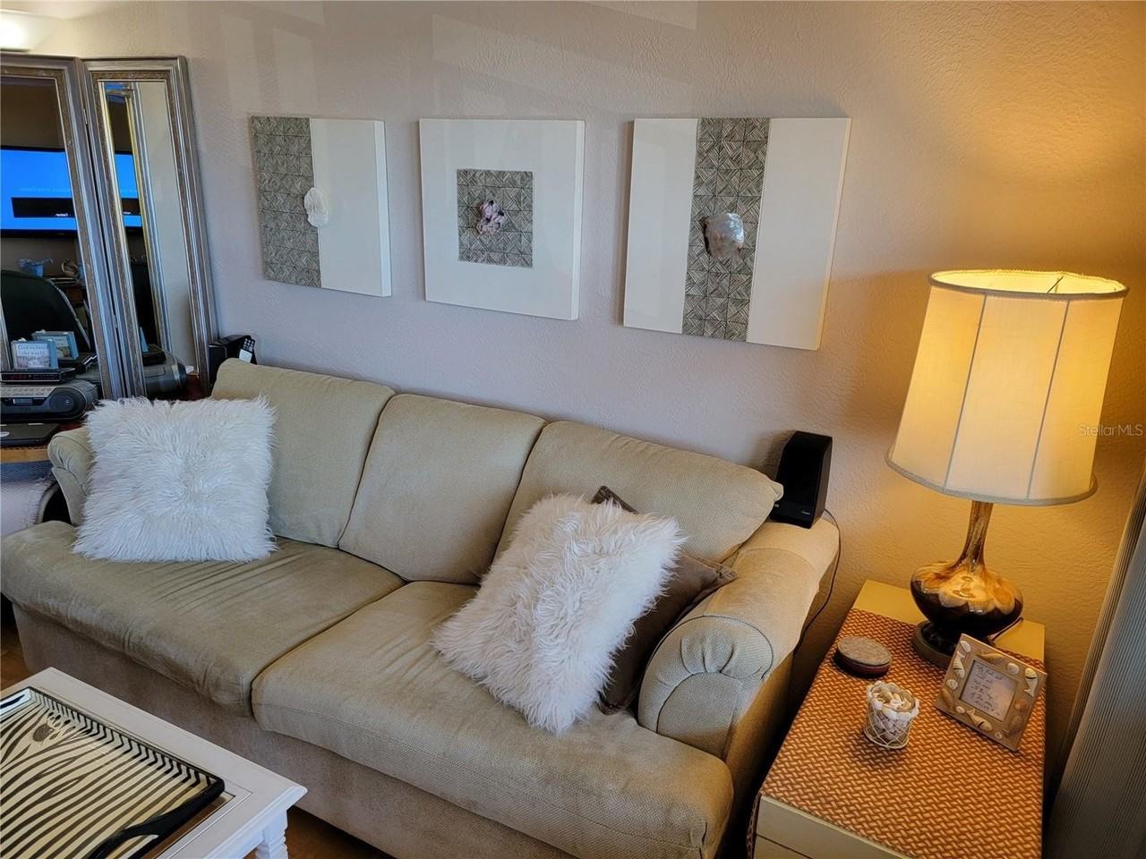 535 68th Ave #7 - Photo 6 of 27