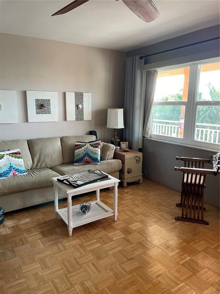 535 68th Ave #7 - Photo 7 of 27