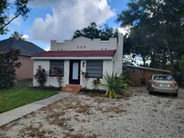 featured image of 717 Illinois Ave #1