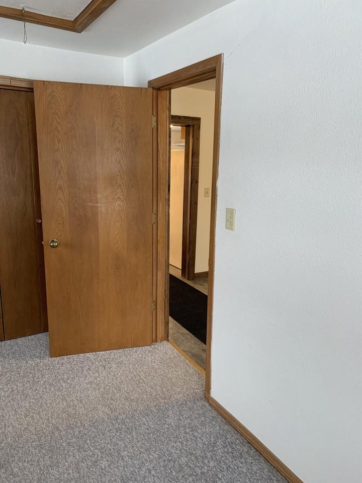 2503 Preston Rd #1 - Photo 7 of 8