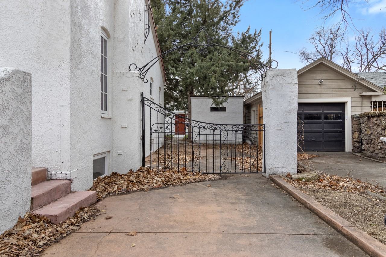 1111 E Bannock St #1 - Photo 2 of 44