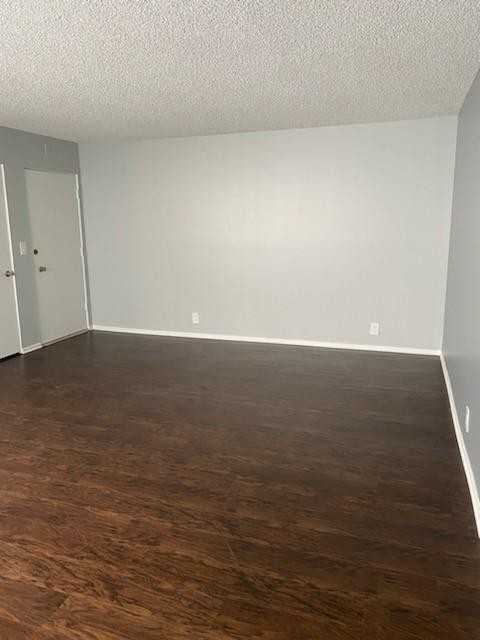 4176 Arch Dr - Photo 4 of 15