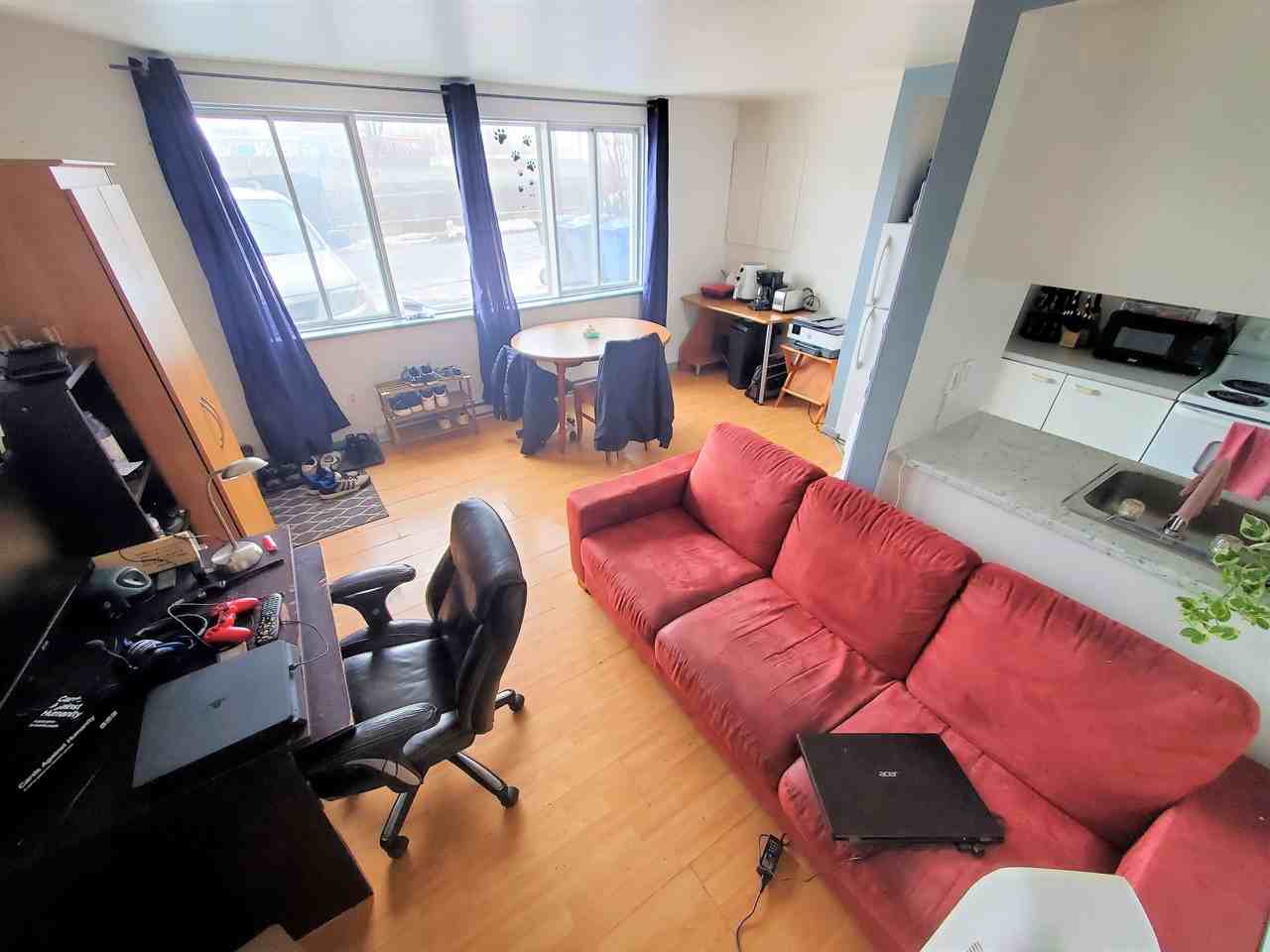 4 Rue Brown - Photo 3 of 15