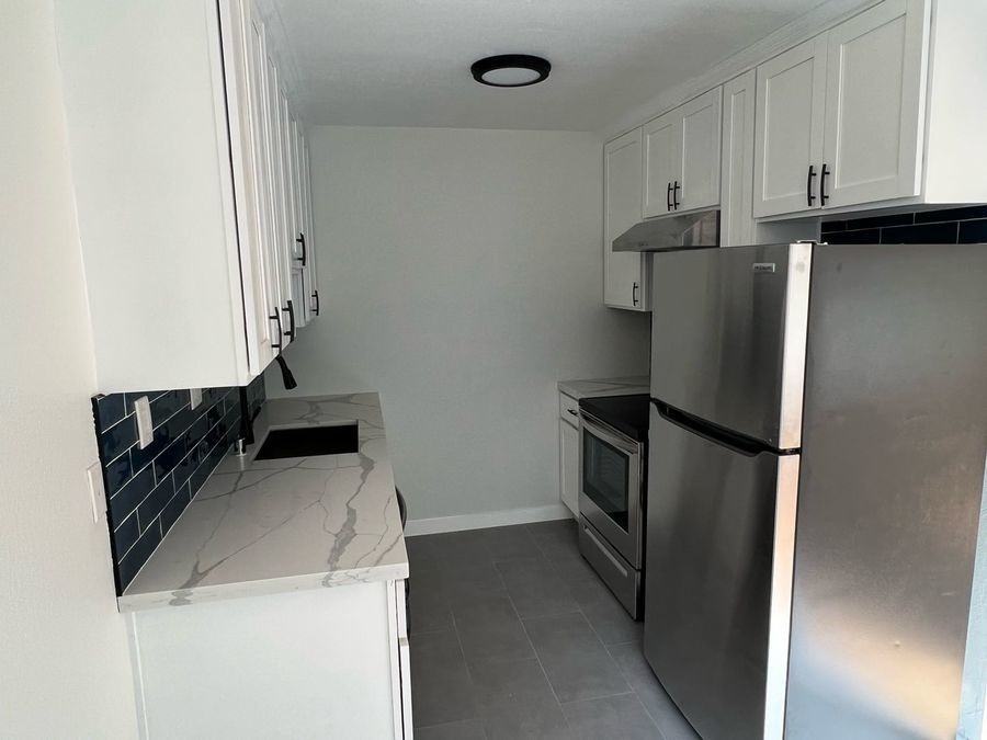 768 Walker Ave #05 - Photo 3 of 19