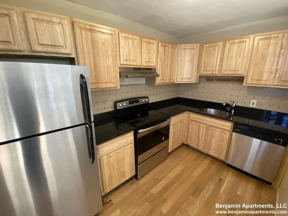 224 Cambridge St #2R