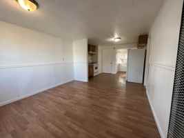 featured image of 112 5th St Sw #1