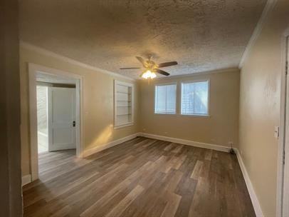 422 Magnolia Avenue - Photo 2 of 9