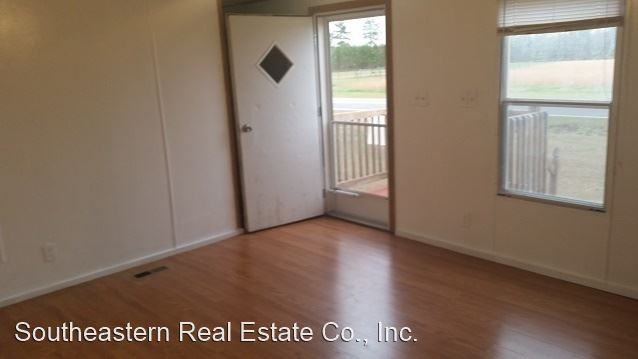 914 Herrings Chapel Rd - Photo 2 of 14