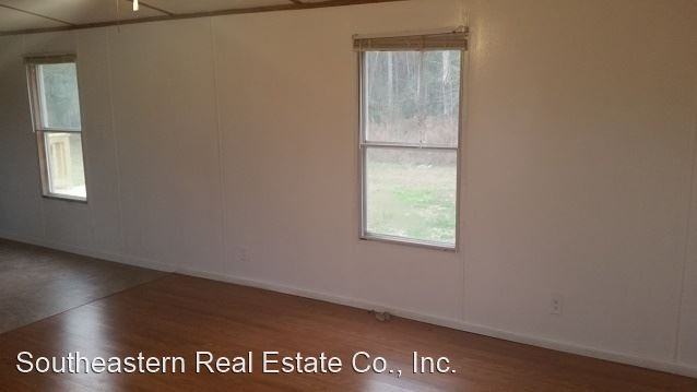 914 Herrings Chapel Rd - Photo 3 of 14