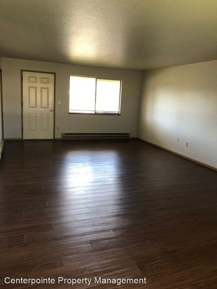 102, 104 106 & 108 N. Grove Ln. - Photo 3 of 5