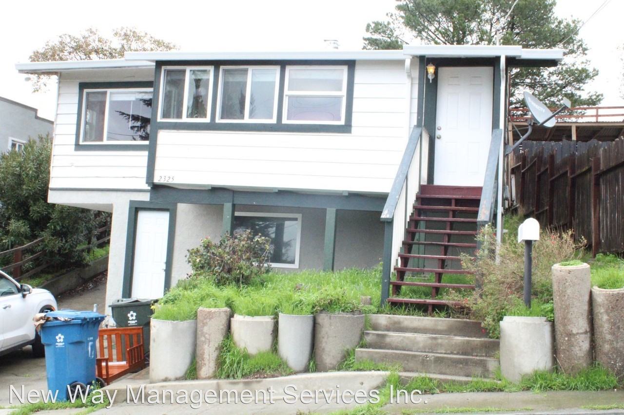 2325 Scenic Ave - Photo 2 of 21