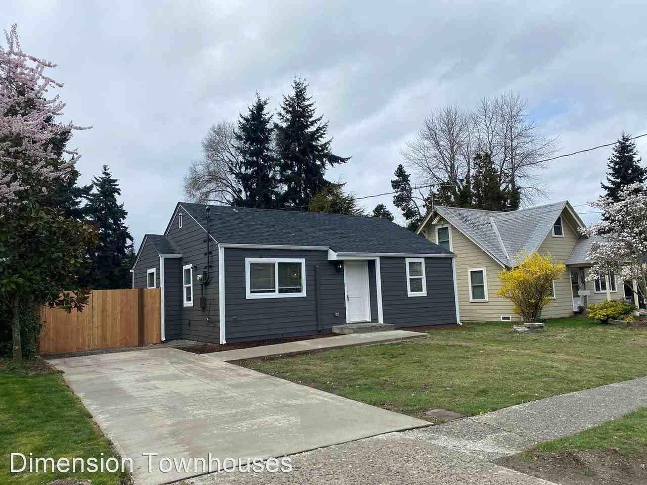 12829 7th Ave S - Photo 2 of 23