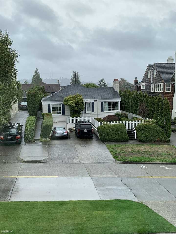 1512 28th Ave W - Photo 2 of 22