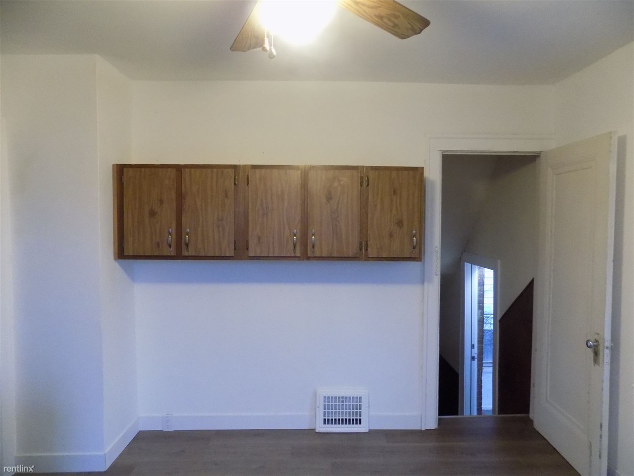8024 Stephens Rd - Photo 3 of 14