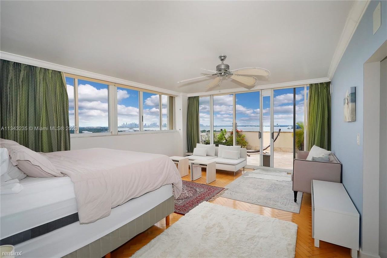 6422 Collins Ave - Photo 2 of 50