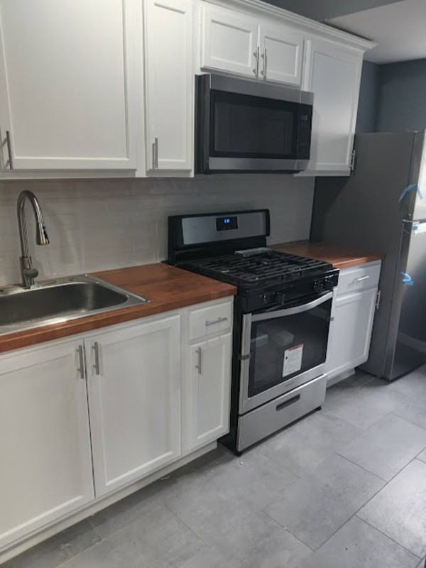 6729 Guyer Ave - Photo 3 of 32