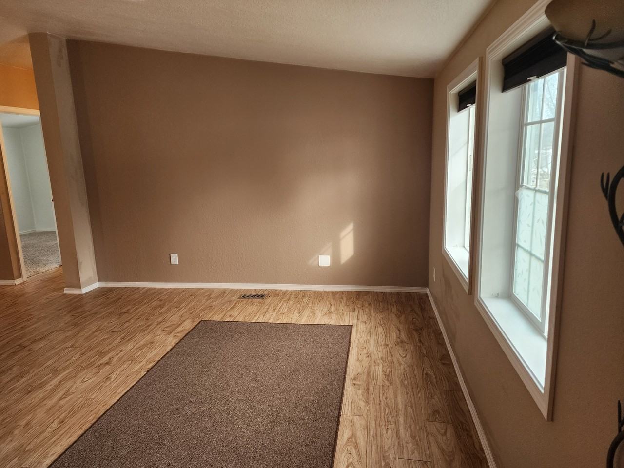 715 W Mikies Pl - Photo 2 of 27