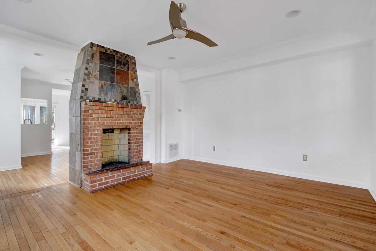 2852 Belair Pl Ne - Photo 2 of 25