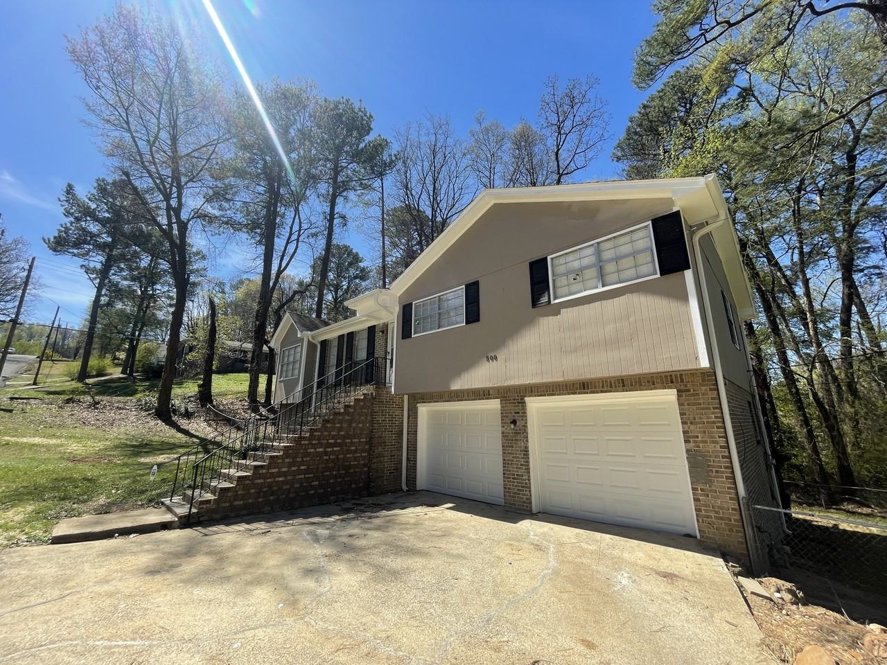 500 Cedar St - Photo 3 of 19