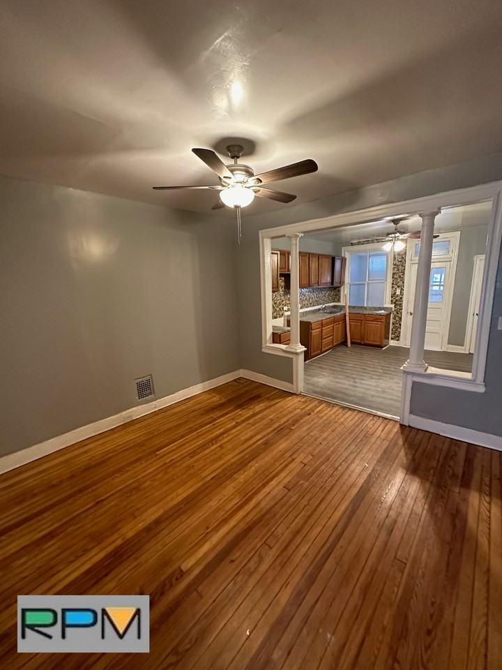 5220 Saint Charles Ave - Photo 3 of 11