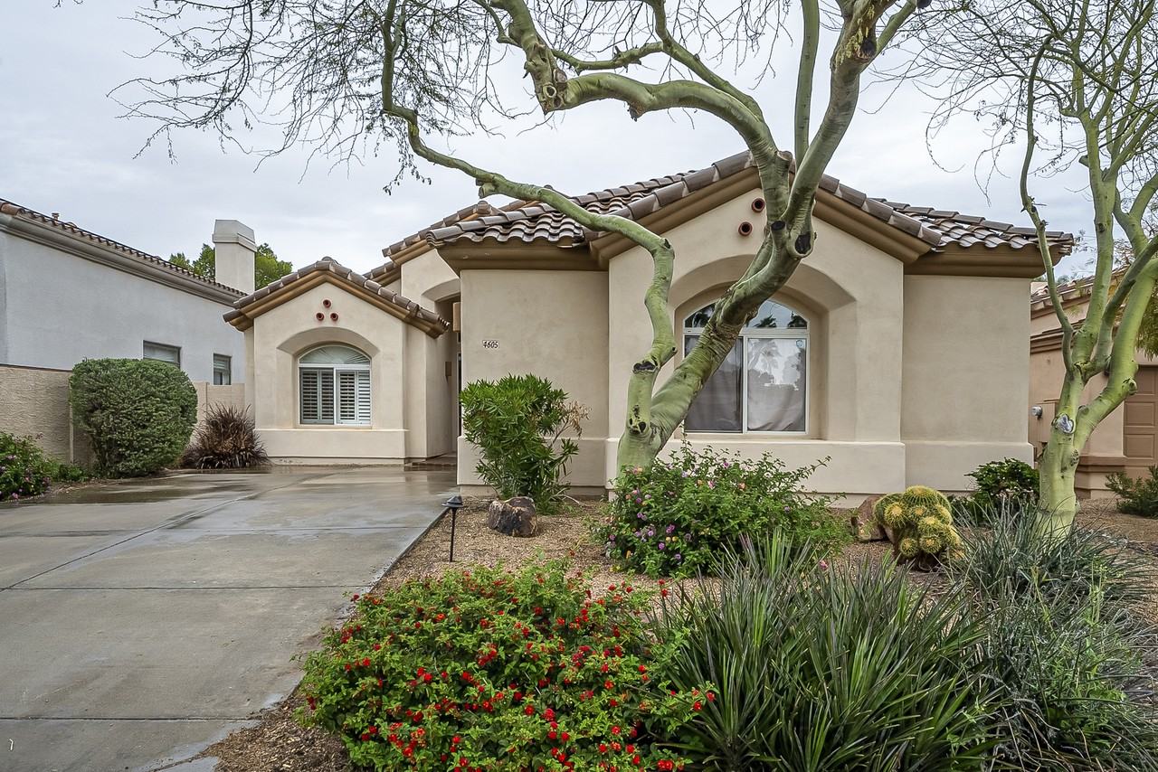 4605 N Clear Creek Dr - Photo 2 of 48