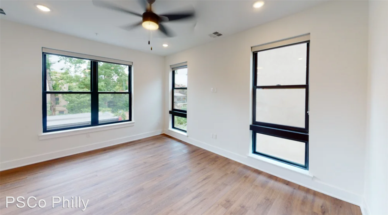 2016 Cambridge - Photo 2 of 7