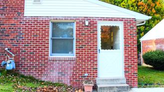 12106 Hunters Lane - Photo 1 of 1