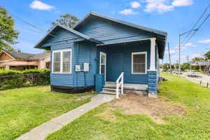 featured image of 100 13th St