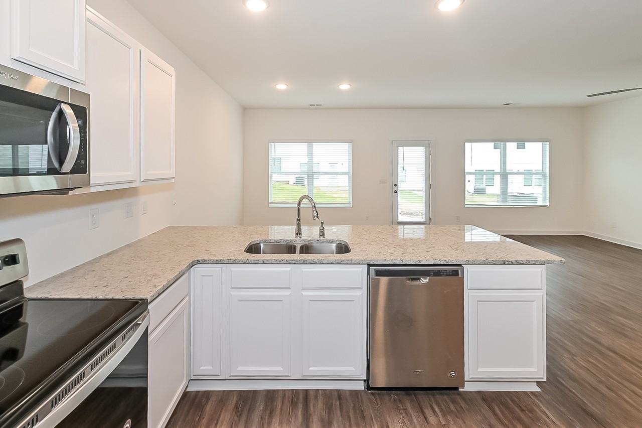 516 The Heights Ln - Photo 5 of 21