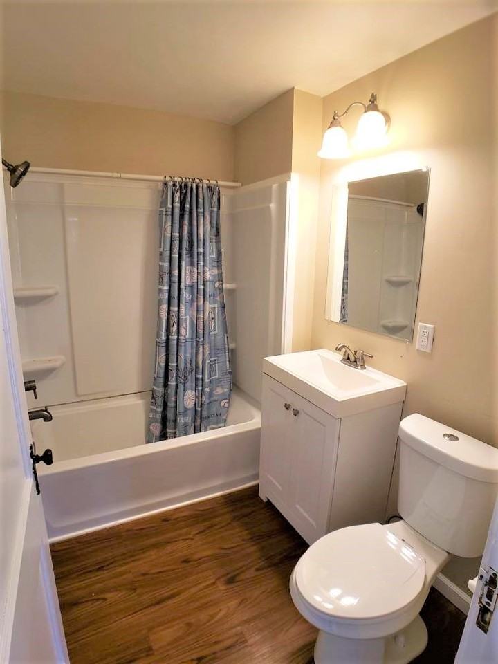 631 Kenny St #1 - Photo 5 of 9