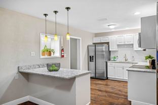 E Chelsea St - Photo 1 of 1