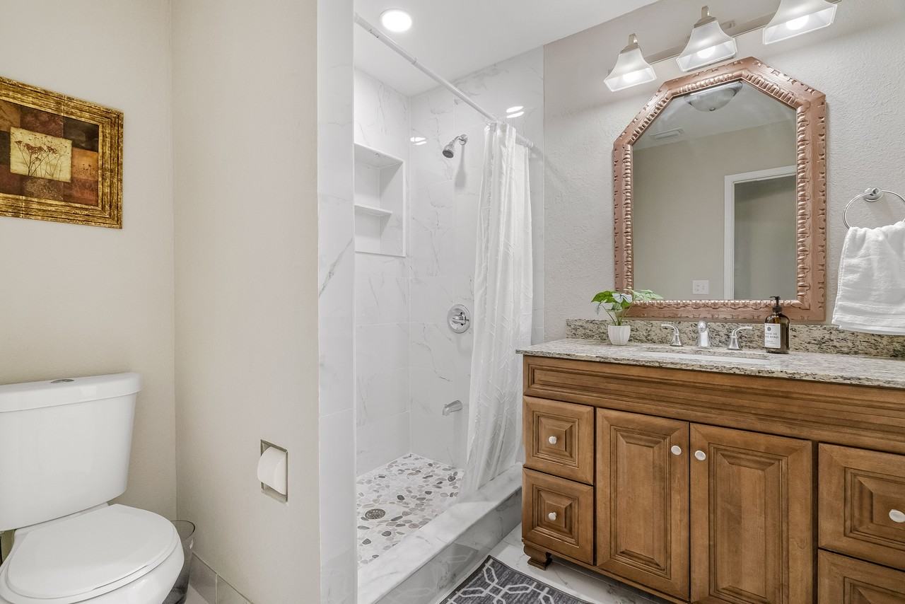 E Chelsea St - Photo 6 of 13