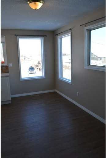 312 1 Ave S - Photo 3 of 30