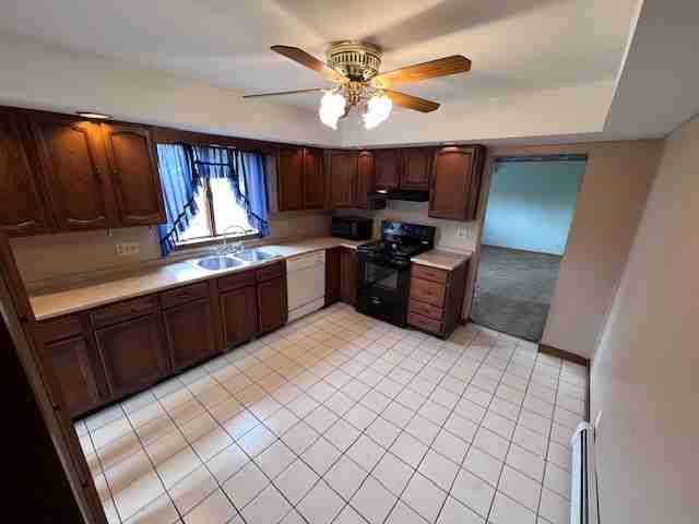 208 South Perry Street - Photo 3 of 18