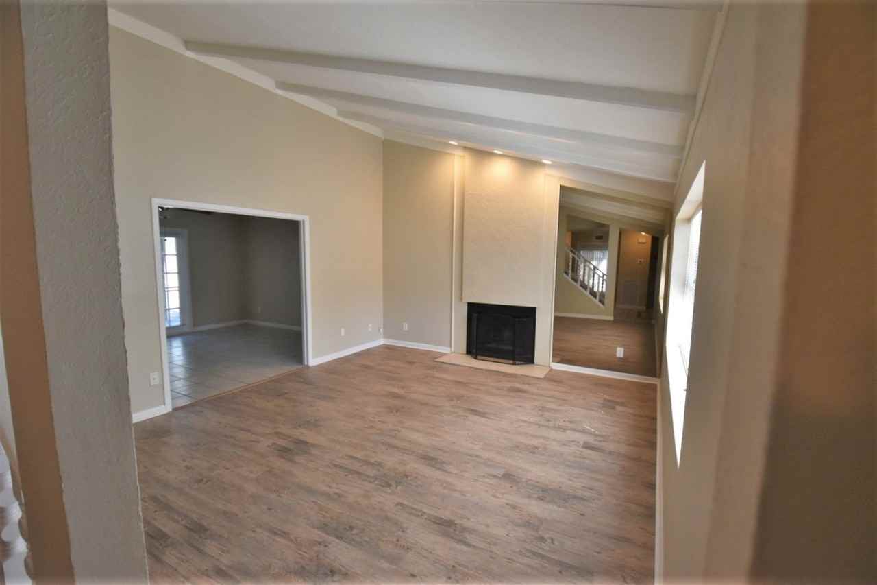 15606 Cashmere Ln - Photo 2 of 14