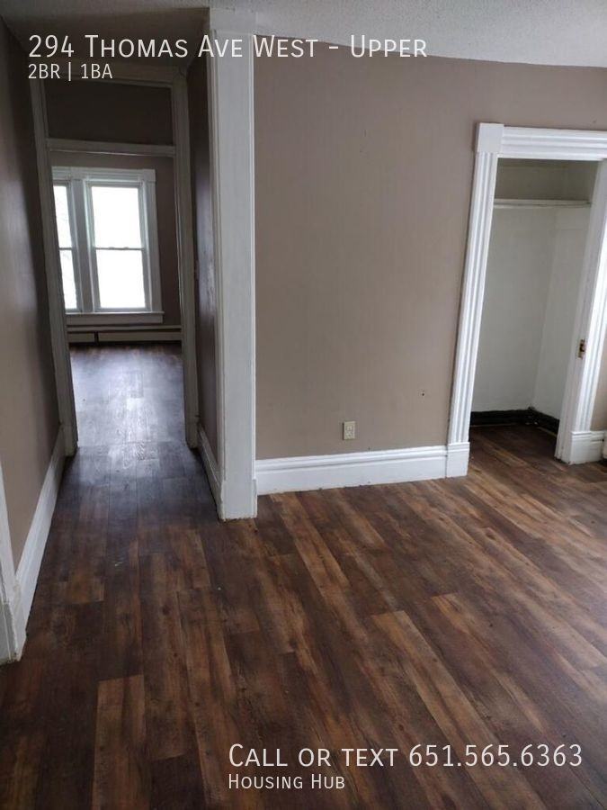 294 Thomas Ave - Photo 2 of 8