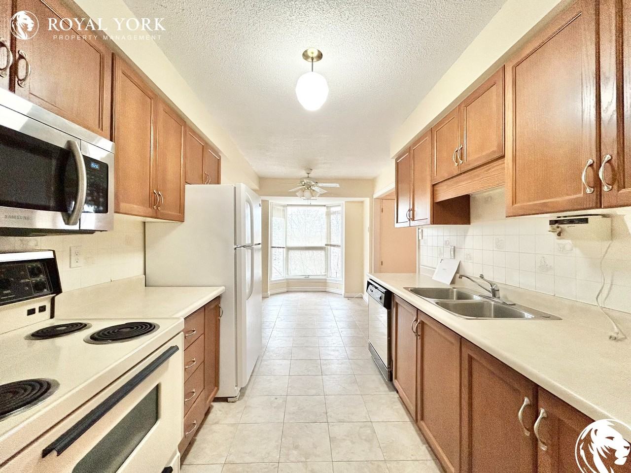 416 Limeridge Rd E #311 - Photo 3 of 25