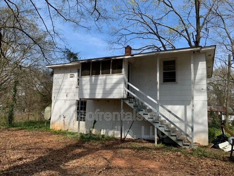 2972 1/2 Fairforest Clevedale Rd - Photo 2 of 12