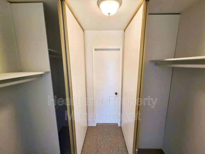 7858 Cowles Mountain Ct #D29 - Photo 6 of 10