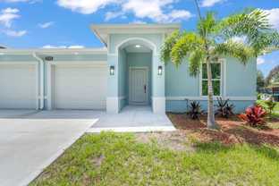 2326 Madrid Avenue Southeast - Photo 1 of 1