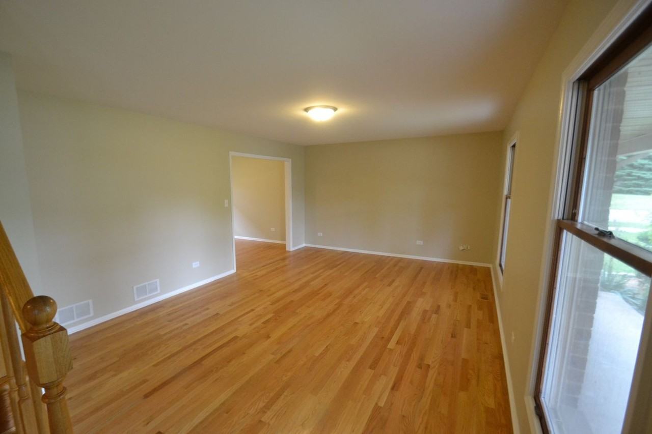 23 Norton Dr - Photo 3 of 16