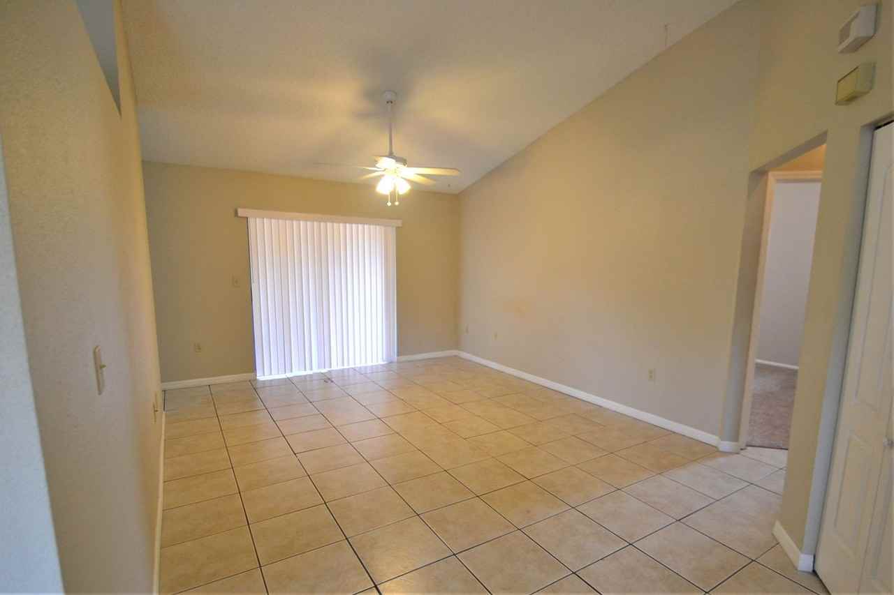 1632 Gentre St - Photo 2 of 10