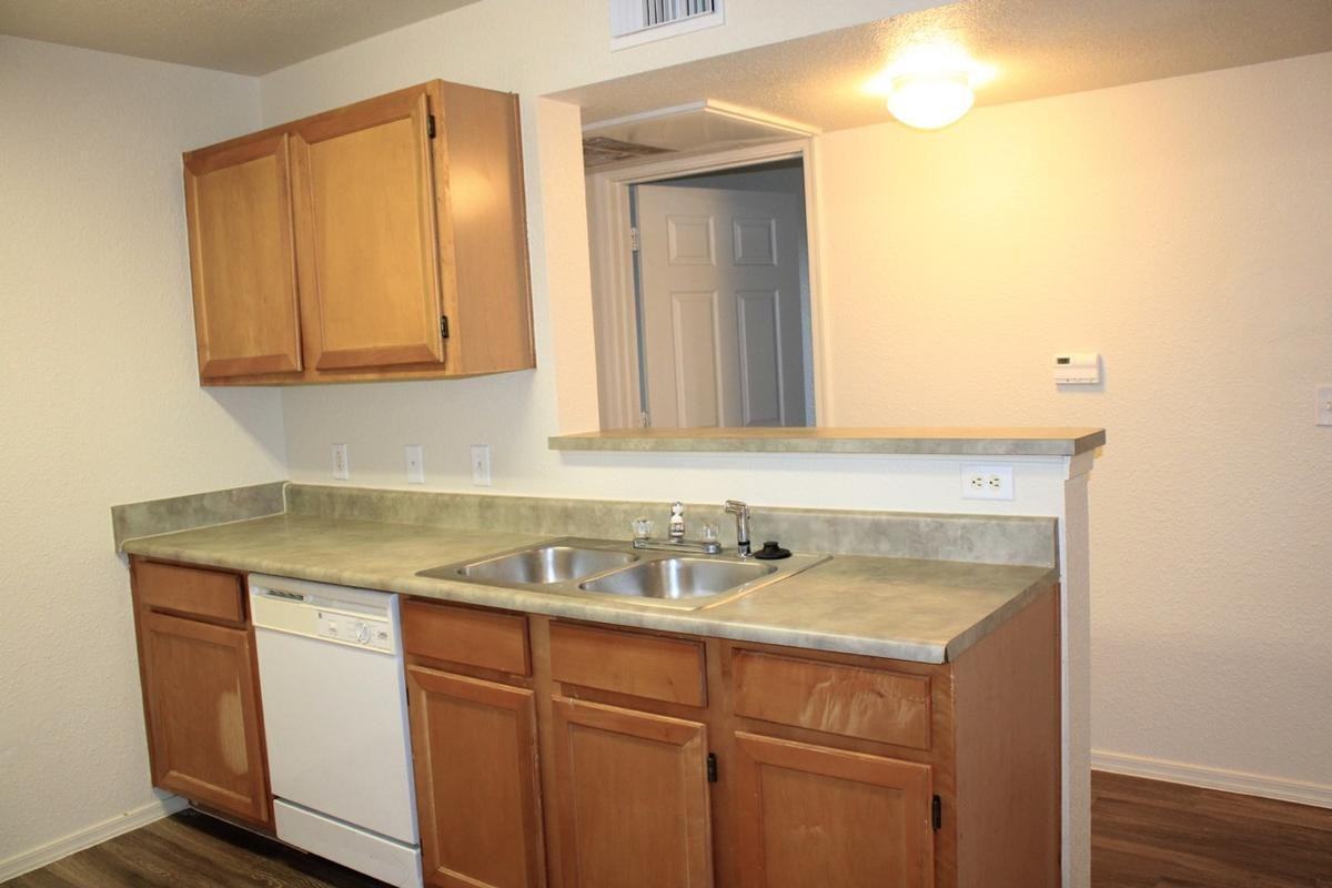 1856 Apache Drive - Photo 2 of 15