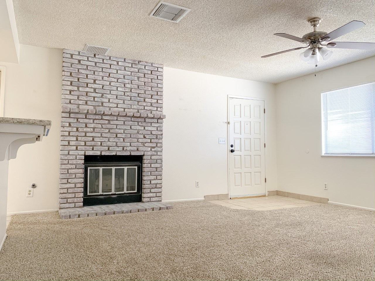 940 W Graaf Ave #A - Photo 2 of 11