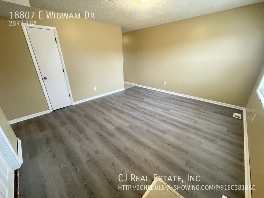 18807 E Wigwam Dr - Photo 2 of 8