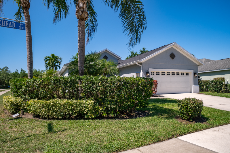 5546 Whitehead St - Photo 2 of 41