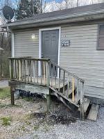 featured image of 128B N Poole St #B