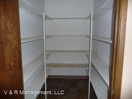 1713 Weigart Ct Ne - Photo 3 of 6